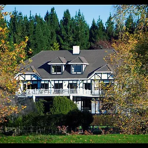 **** Hotel Hamurana New Zealand